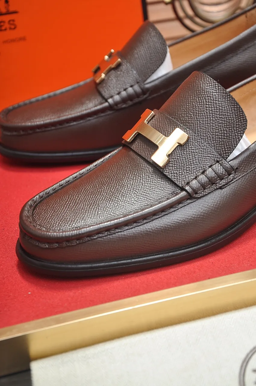 Men's shoes💰540💶[HERMES] (cowhide lining)🍀Italian top luxury🍀He does not pursue novel styles and gorgeous colors, but attracts the favor of successful men with his flawless, elegant and classic style. Formal leather shoes This very comfortable, simple and stable style allows you to easily match any style! The pattern is absolutely 1:1 refined from the original case, and we strive for excellence in materials, imported cowhide + cowhide lining💪💪💪extraordinary texture👍! .Code number: 38-45 (45 customized)